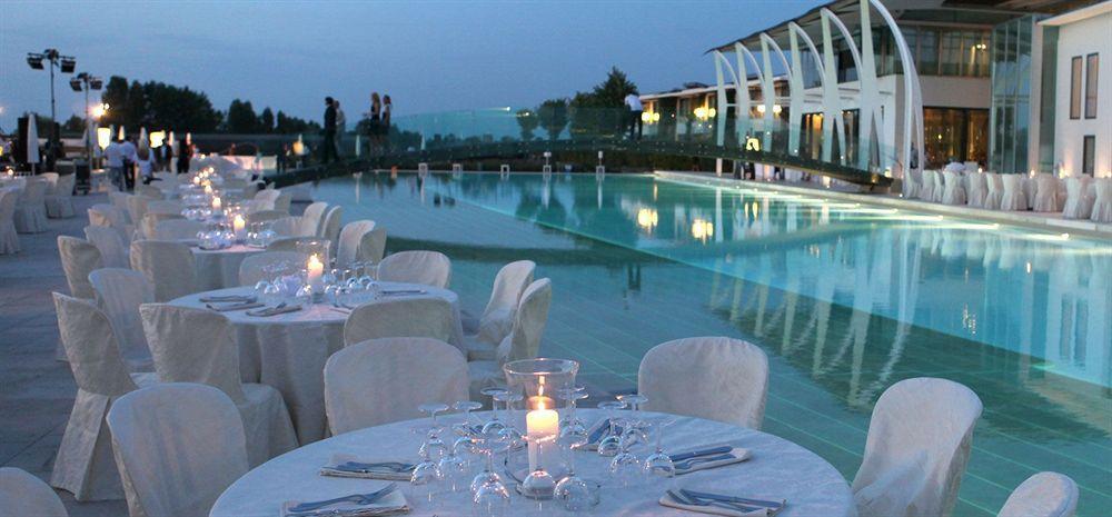 Riviera Golf Hotel