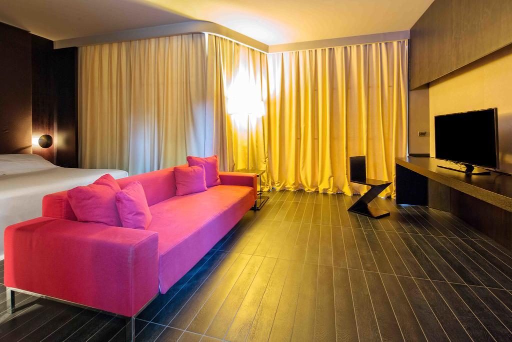 Hotel Riviera Golf San Giovanni In Marignano
